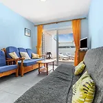 Апартаменты Near The Beach, With Terrace And Wifi